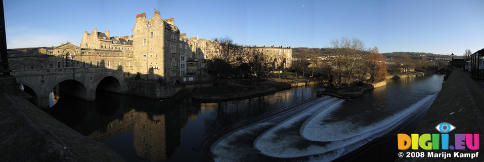 SX01008-01013 Pulteney bridge and weirs in river Avon, Bath